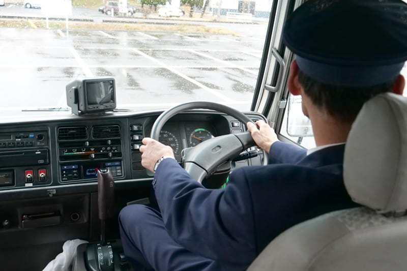 スクールバス運転手募集・採用条件